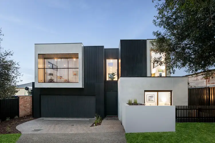 2 Lomond Street, Glen Iris VIC 3146
