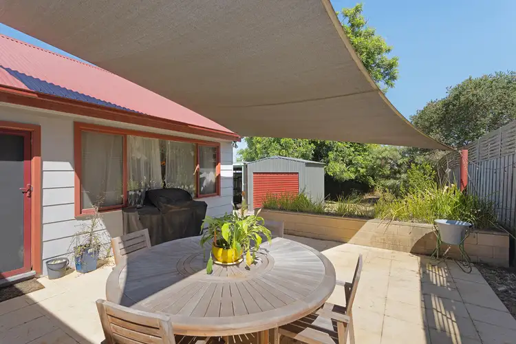 13 Avenza Street
