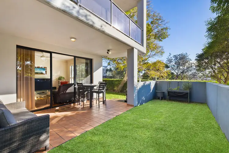 Second view of Homely apartment listing, 3/1-5 The Crescent, Dee Why NSW 2099