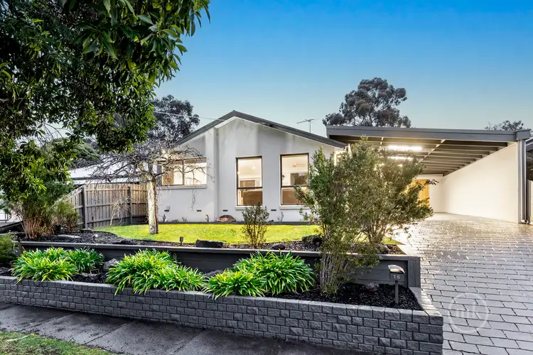 16 Collendina Crescent, Greensborough VIC 3088