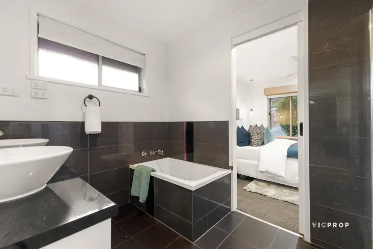 Sixth view of Homely house listing, 4 Rio Court, Ferntree Gully VIC 3156