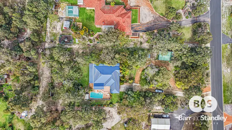 10 Windward Road, Leschenault WA 6233