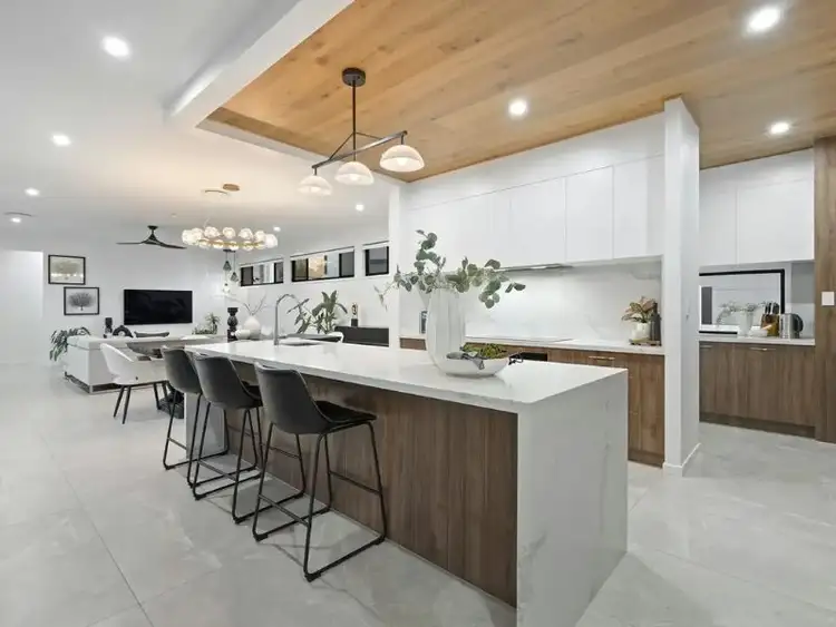 28 Champions Crescent, Brookwater QLD 4300