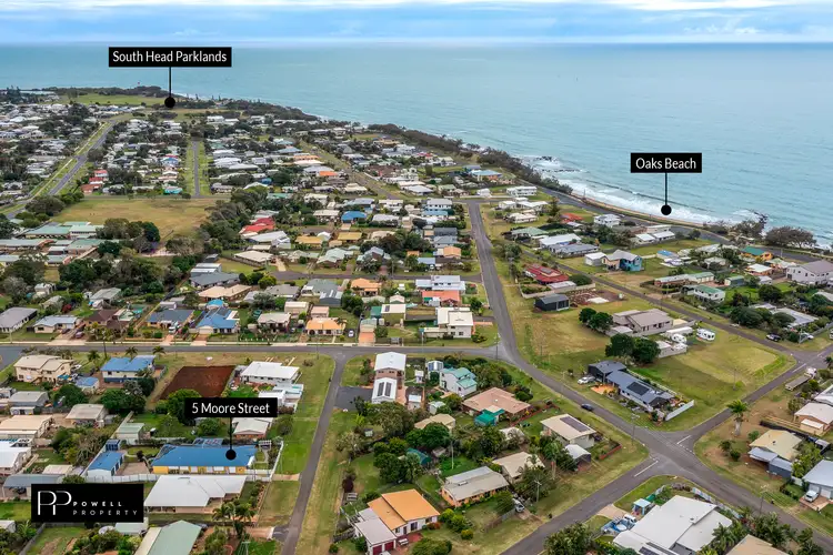 5 Moore Street, Burnett Heads QLD 4670