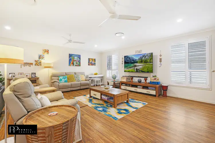 5 Moore Street, Burnett Heads QLD 4670