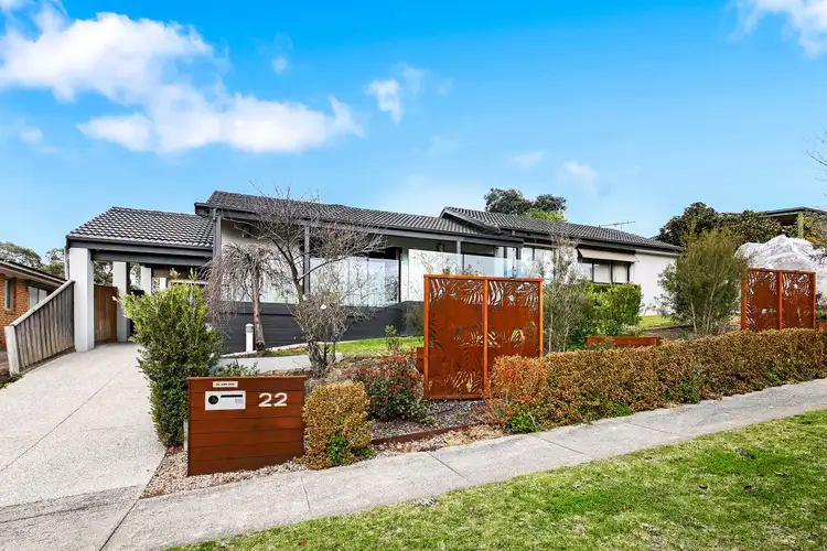22 Larool Avenue, St Helena VIC 3088