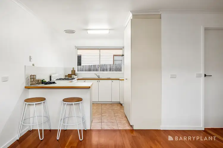 Fifth view of Homely unit listing, 2/383 Station Street, Bonbeach VIC 3196