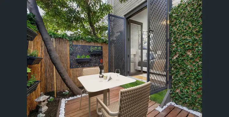 Main view of Homely apartment listing, 4/25 Bendigo Avenue, Elwood VIC 3184