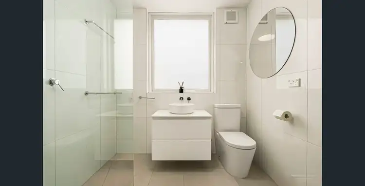 Fifth view of Homely apartment listing, 4/25 Bendigo Avenue, Elwood VIC 3184