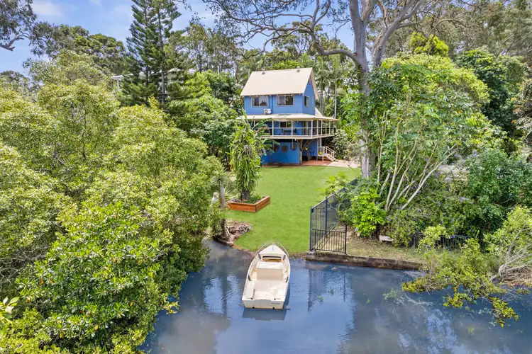 6 Cotton Tree Avenue, Macleay Island QLD 4184