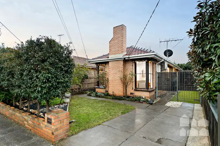 2/34 Cathcart Street, Maidstone VIC 3012