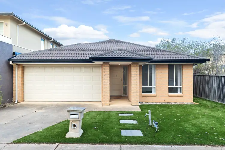 4 Sunflower Walk, Sanctuary Lakes VIC 3030