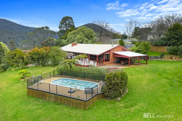 10 Henri Street, Warburton VIC 3799