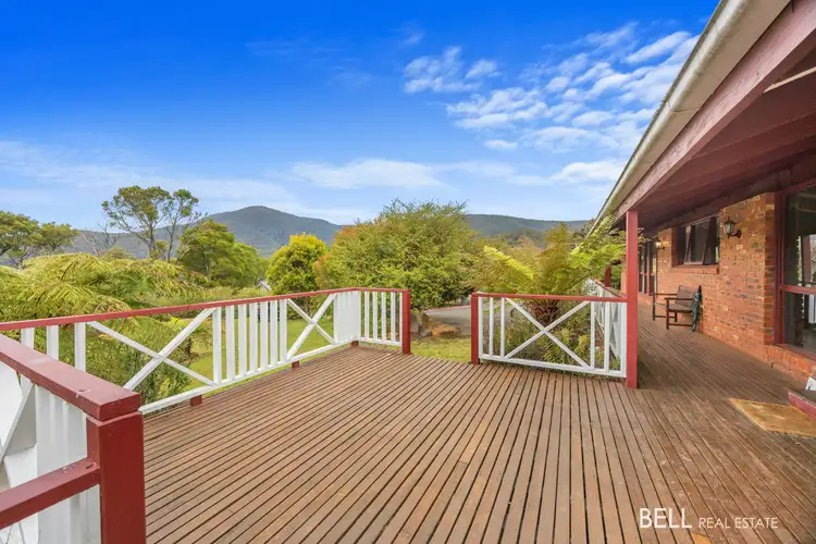 10 Henri Street, Warburton VIC 3799
