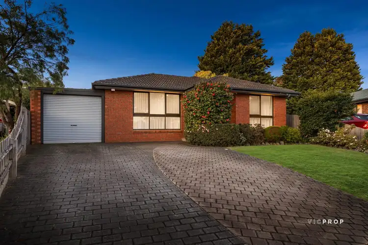 15 Eytan Street, Ferntree Gully VIC 3156