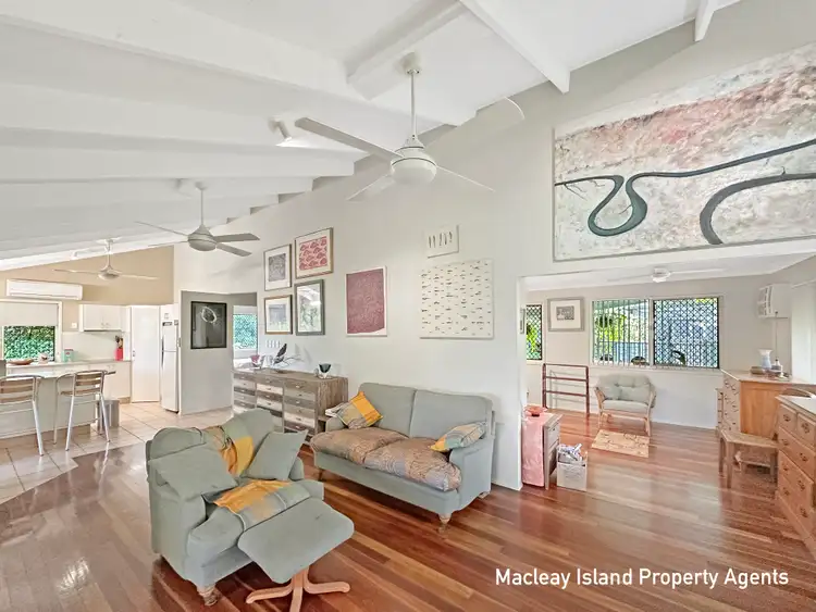 43 Piccaninny Street, Macleay Island QLD 4184
