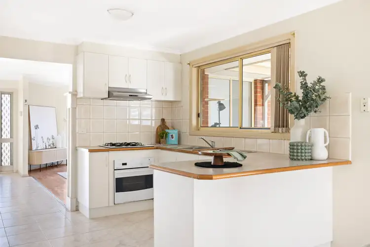 Fourth view of Homely house listing, 8 Tannaroo Crescent, Delahey VIC 3037