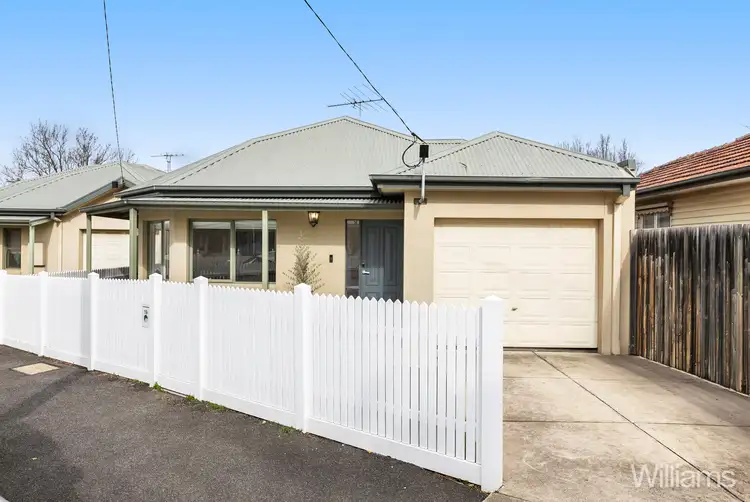19 Wilkins Street, Newport VIC 3015