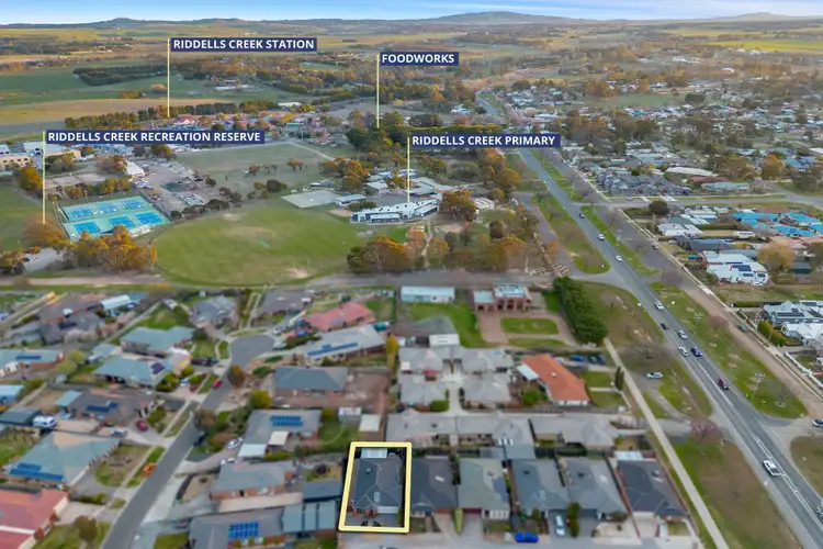 Second view of Homely unit listing, 2 Elizabeth Court, Riddells Creek VIC 3431