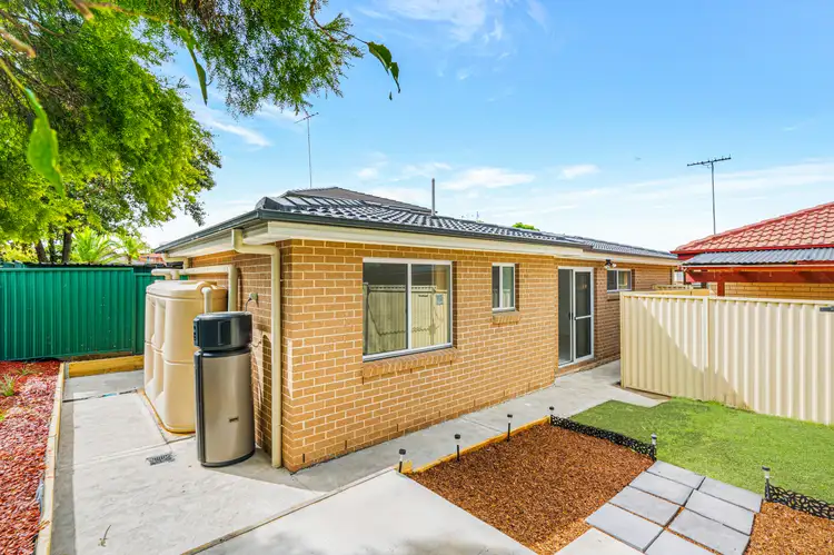 4A Cunningham Close, St Clair NSW 2759