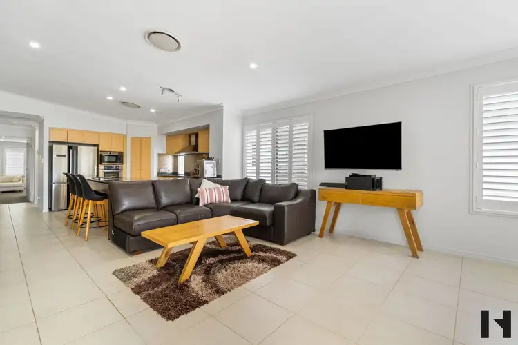 Sixth view of Homely semi-detached listing, 2/5 Rouen Avenue, Paradise Point QLD 4216
