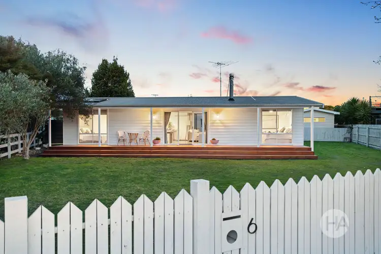 6 Valck Eyrie, Coronet Bay VIC 3984