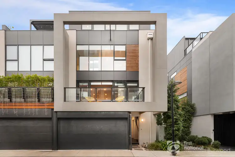 15 Sunlight Road, Port Melbourne VIC 3207