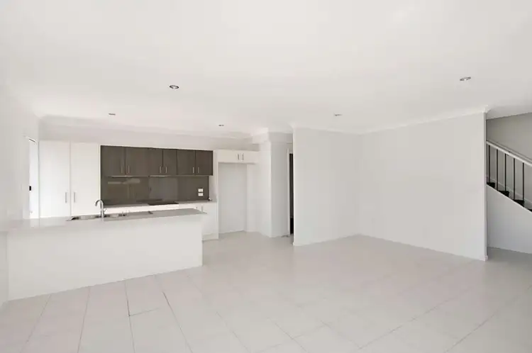 Second view of Homely semi-detached listing, 2/2 Beacon Court, Elanora QLD 4221