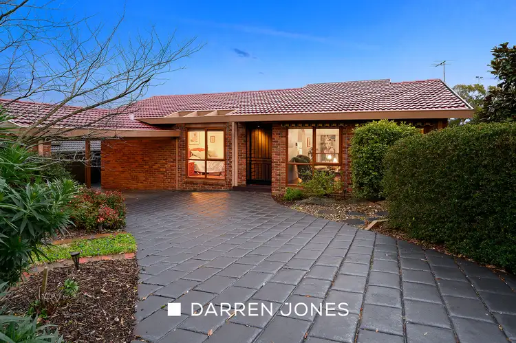 32 Yaralla Crescent, St Helena VIC 3088
