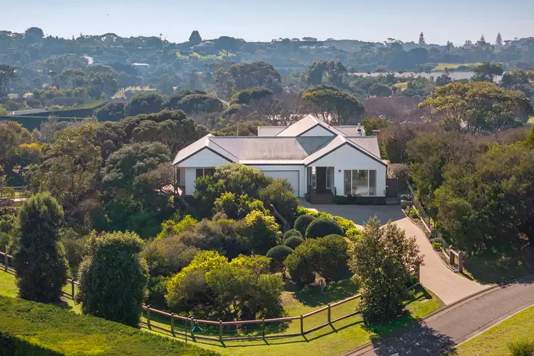12 Clovelly Court, Portsea VIC 3944