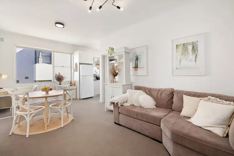 15 Fairlight Street