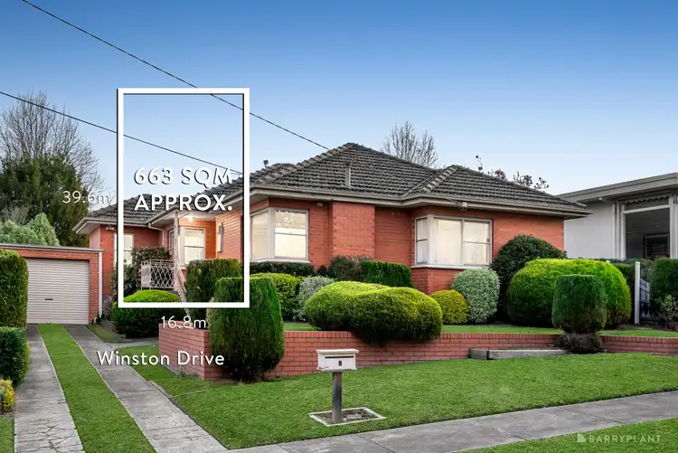 8 Winston Drive, Doncaster VIC 3108
