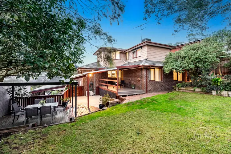 32 Corowa Crescent, Greensborough VIC 3088