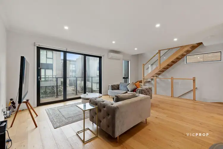 21 Kitchen Road, Port Melbourne VIC 3207
