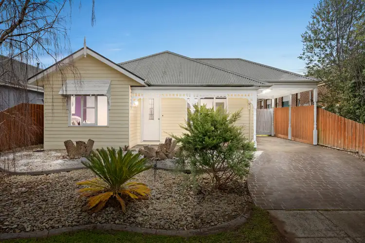 14 Darcy Niland Crescent, Lynbrook VIC 3975