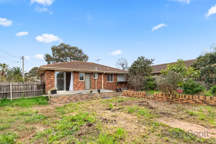 Fifth view of Homely house listing, 11 Wimmera Crescent, Keilor Downs VIC 3038