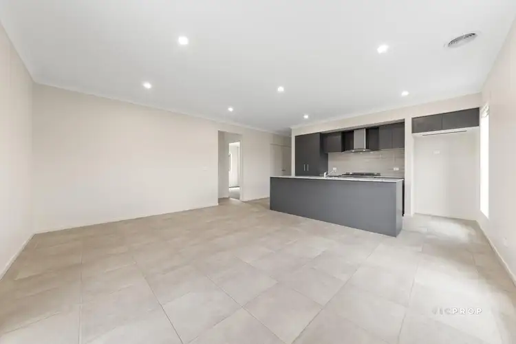 Fifth view of Homely house listing, 11 Hanover Circuit, Melton South VIC 3338