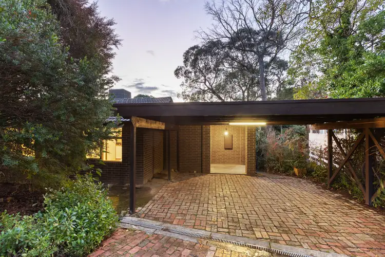 17 Gordon Avenue, Montrose VIC 3765