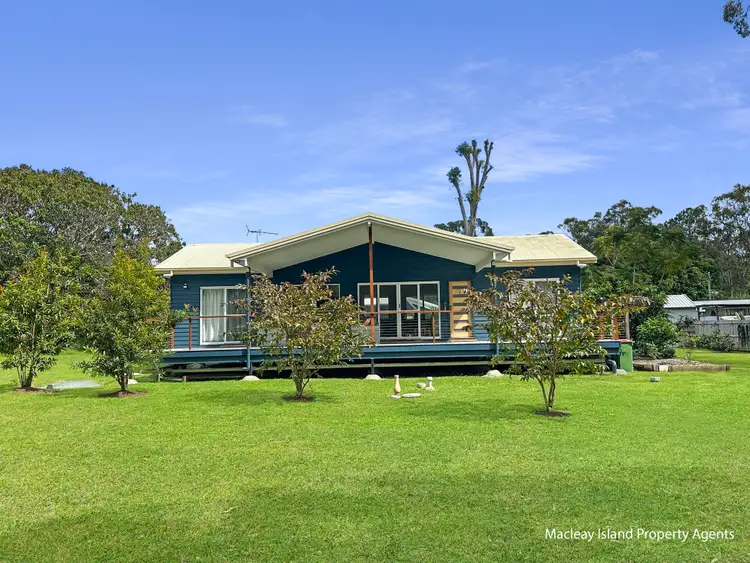 5 Walnut Court, Macleay Island QLD 4184