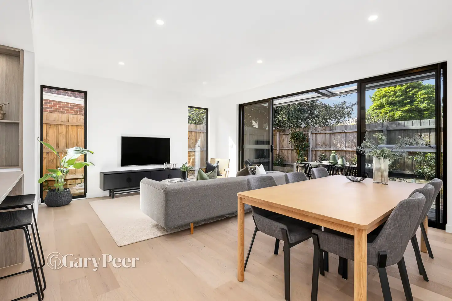 Main view of Homely townhouse listing, 5/20 Rigby Avenue, Carnegie VIC 3163