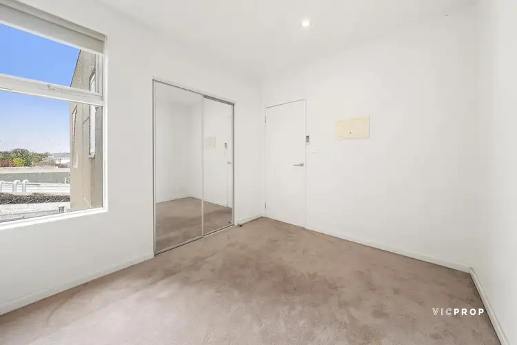 Sixth view of Homely unit listing, 2/28A Millers Road, Brooklyn VIC 3012