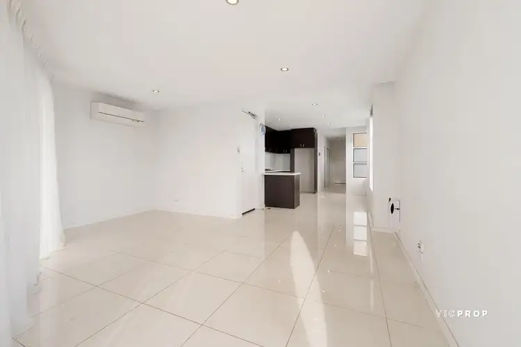 Seventh view of Homely unit listing, 2/28A Millers Road, Brooklyn VIC 3012