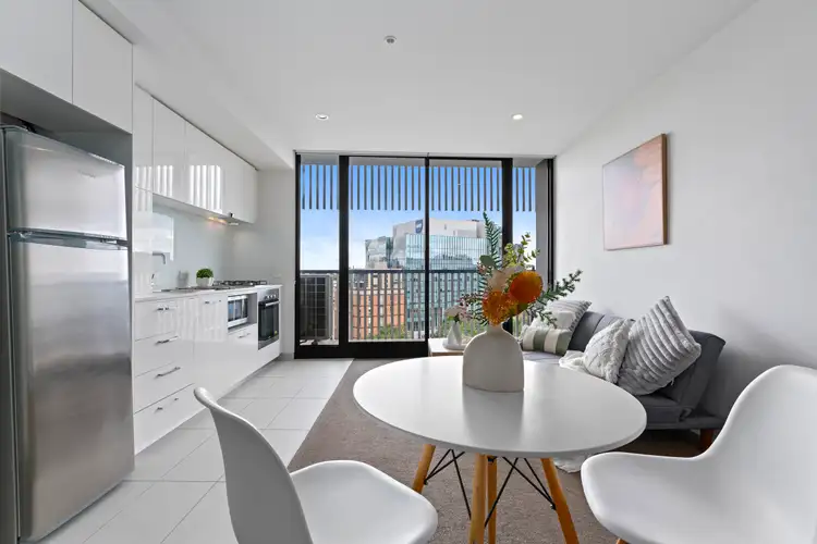 1002/6 Leicester Street, Carlton VIC 3053