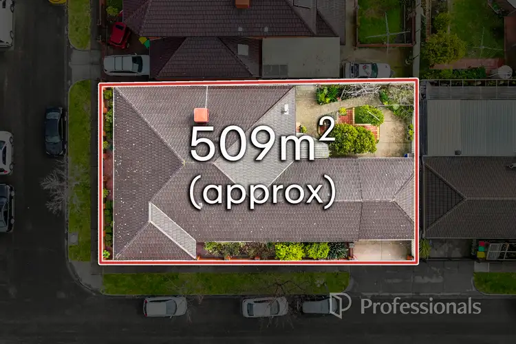 Second view of Homely house listing, 25 Murnong Street, Maribyrnong VIC 3032