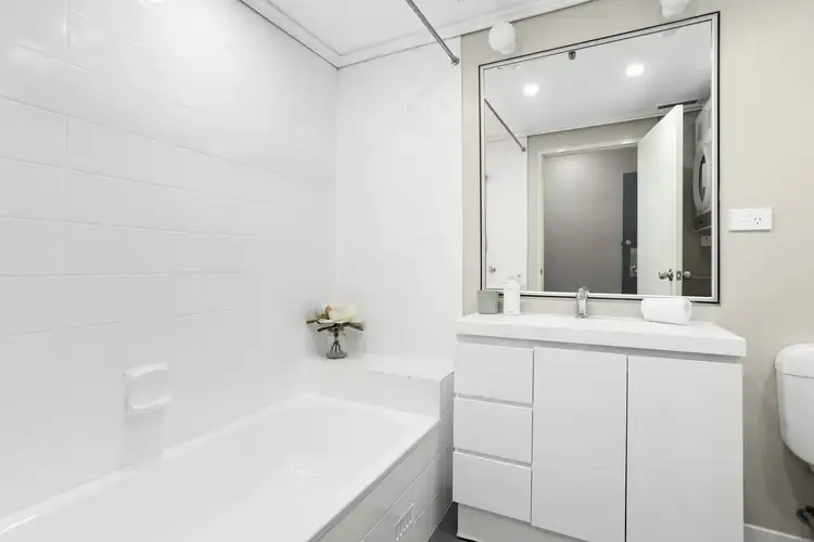 Fifth view of Homely apartment listing, 91/57-67 Liverpool Street, Sydney NSW 2000