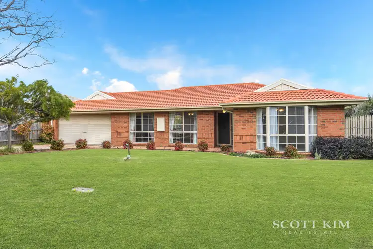 12 Shaw Close, Dandenong North VIC 3175
