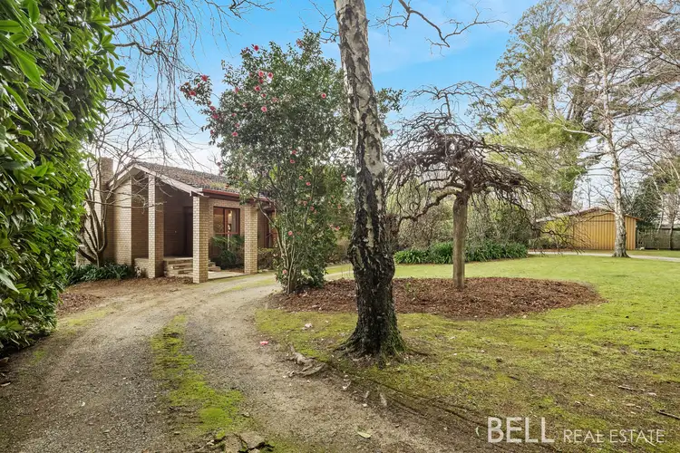 4 Oak Avenue, Emerald VIC 3782