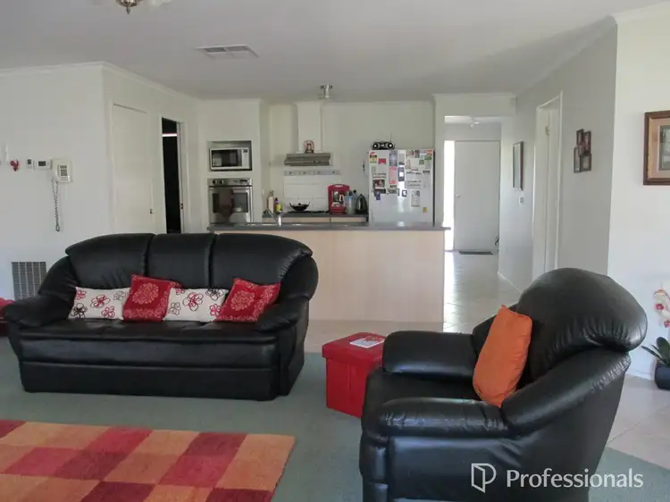 Fifth view of Homely house listing, 9 Edgbaston Circuit, Berwick VIC 3806