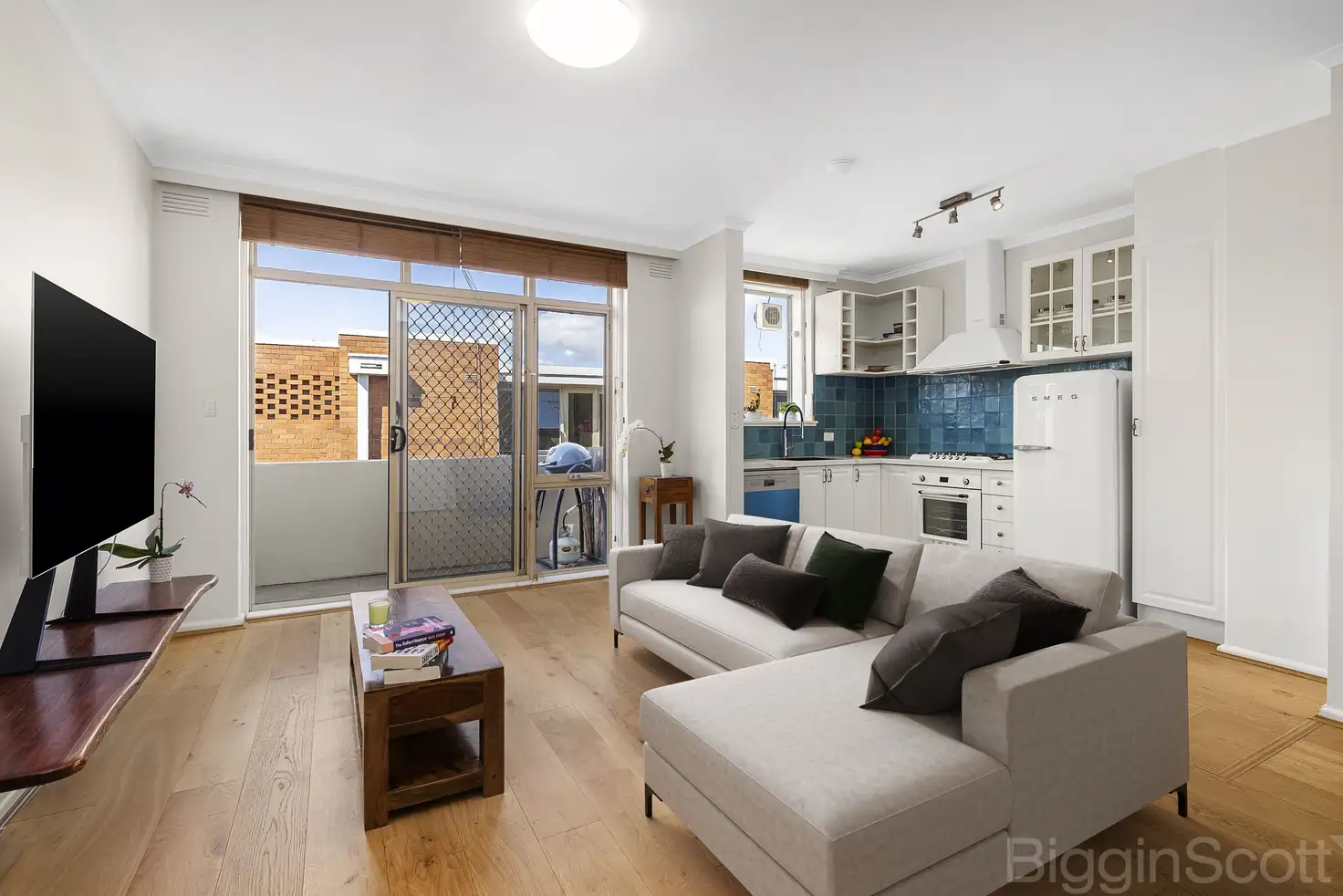 Main view of Homely apartment listing, 15/206 Canterbury Road, St Kilda West VIC 3182