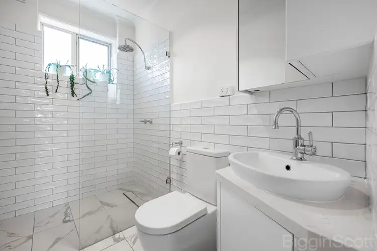 Fifth view of Homely apartment listing, 15/206 Canterbury Road, St Kilda West VIC 3182